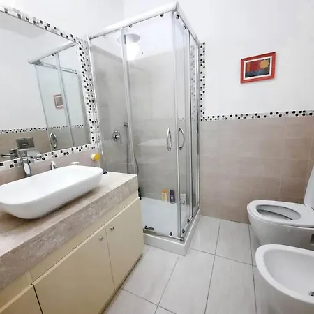 Apartman Elegant Apartment, Centre With Terrace Villasimius