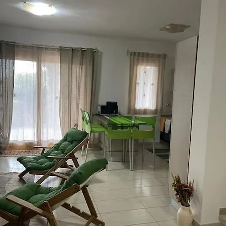 Apartman Elegant Apartment, Centre With Terrace *